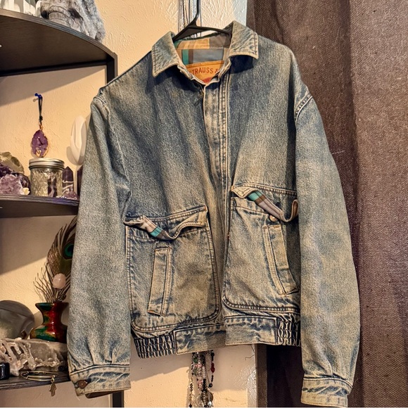 Vintage Levi’s 1980s Denim Jacket – Lined, Size Small - Picture 2 of 5